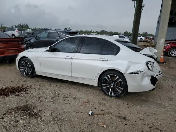 WBA8B9C56JEE82888 2018 BMW 3ER - Image 2