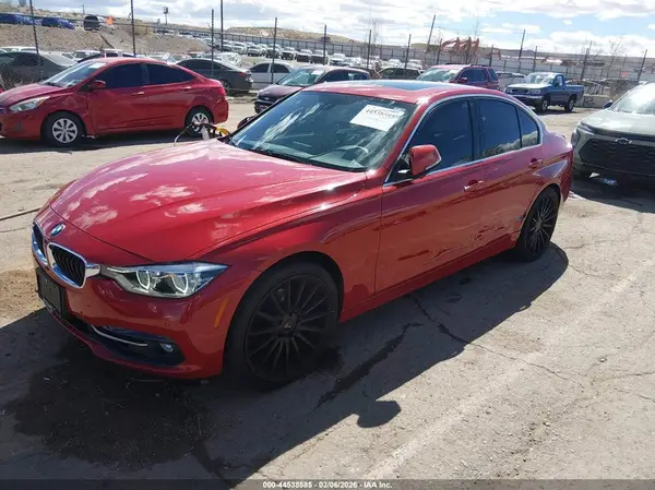 WBA8B9C56JK677193 2018 BMW 3ER - Image 2