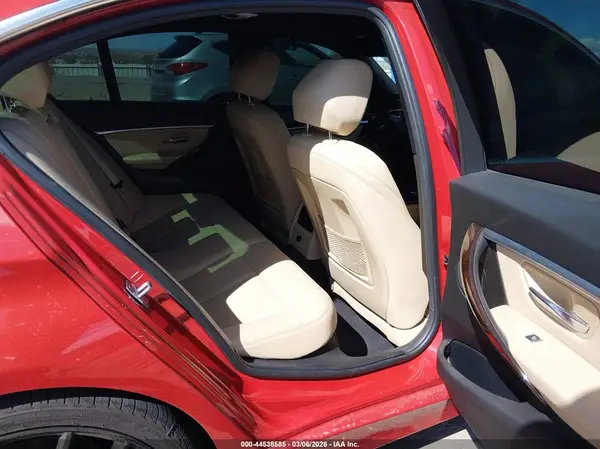 WBA8B9C56JK677193 2018 BMW 3ER - Image 8