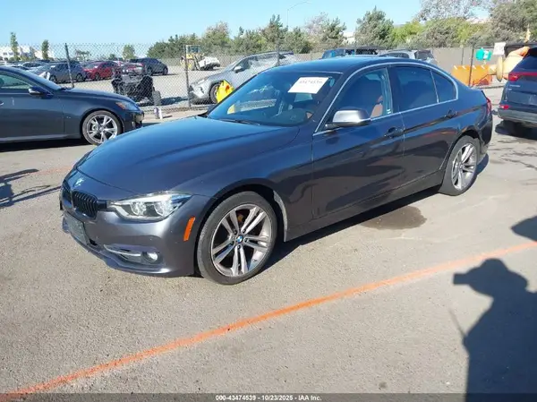 WBA8B9C57HK675737 2017 BMW 3ER - Image 2