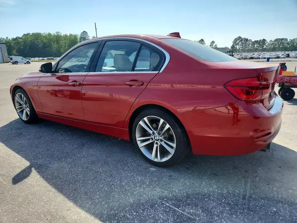 WBA8B9C57HK675835 2017 BMW 3ER - Image 2