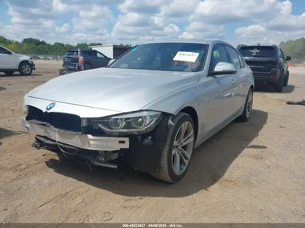 WBA8B9C57HK884587 2017 BMW 3ER - Image 2