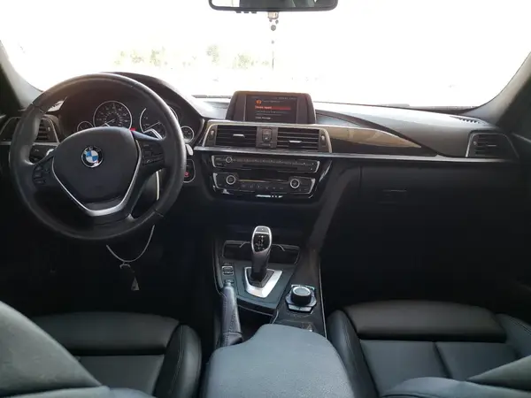 WBA8B9C57JEE81507 2018 BMW 3ER - Image 8