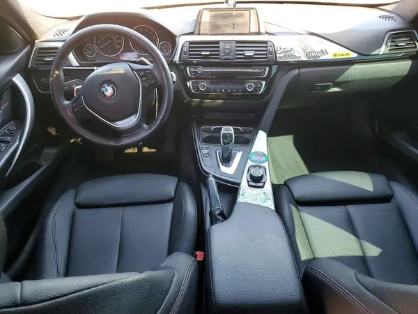 WBA8B9C57JEE81586 2018 BMW 3ER - Image 8