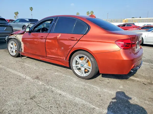 WBA8B9C57JEE81751 2018 BMW 3ER - Image 2
