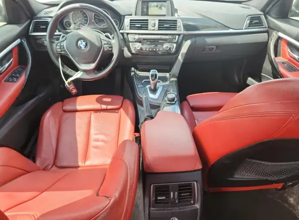 WBA8B9C57JEE81815 2018 BMW 3ER - Image 8