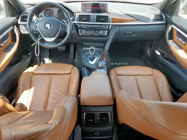 WBA8B9C57JEE83290 2018 BMW 3ER - Image 8
