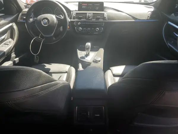 WBA8B9C57JEE83385 2018 BMW 3ER - Image 8