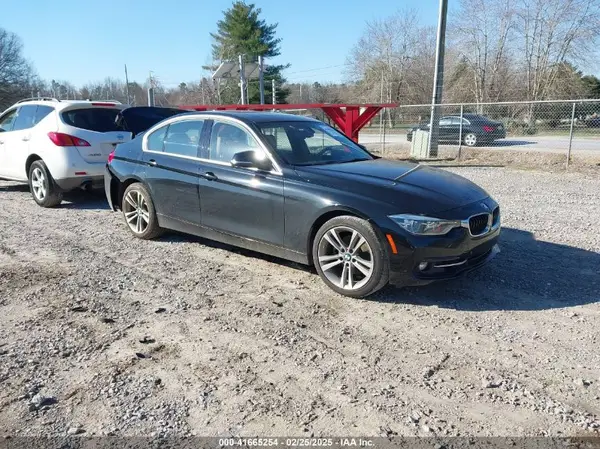 WBA8B9C58HK675536 2017 BMW 3ER - Image 1