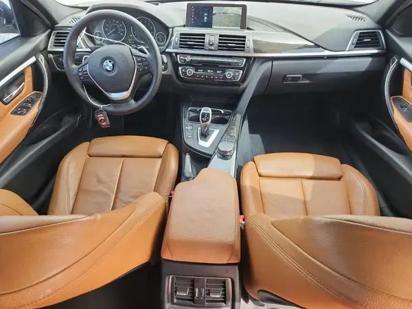 WBA8B9C58JEE82245 2018 BMW 3ER - Image 8