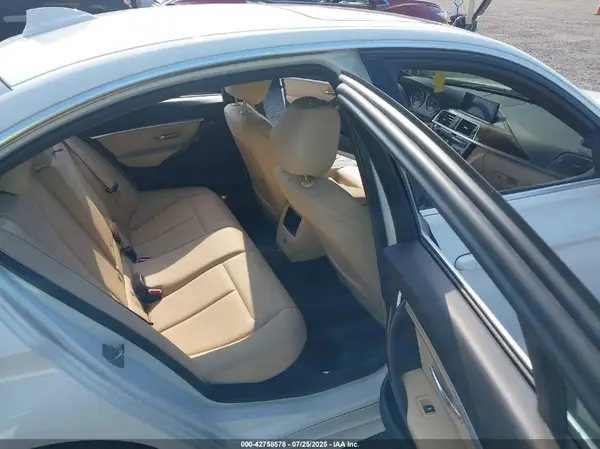 WBA8B9C58JK677499 2018 BMW 3ER - Image 8
