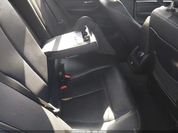WBA8B9C59HK884820 2017 BMW 3ER - Image 8