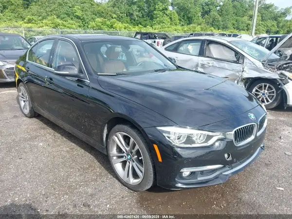 WBA8B9C59JEE82061 2018 BMW 3ER - Image 1