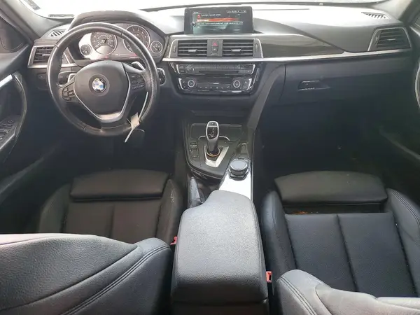 WBA8B9C5XHK676171 2017 BMW 3ER - Image 8