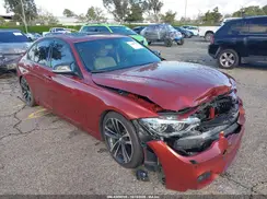 WBA8B9C5XJAE22118 2018 BMW 3ER