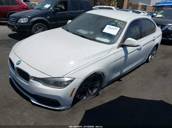 WBA8B9C5XJEE80948 2018 BMW 3ER - Image 2