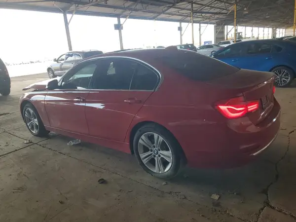 WBA8B9C5XJEE81310 2018 BMW 3ER - Image 2