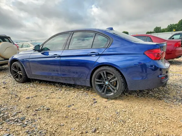 WBA8B9C5XJK676807 2018 BMW 3ER - Image 2