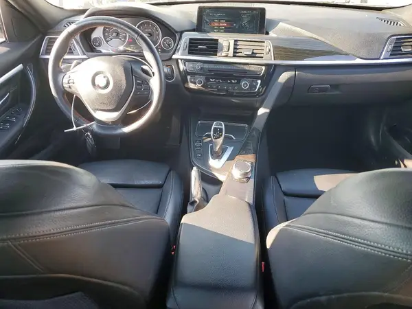 WBA8B9G30HNU53760 2017 BMW 3ER - Image 8