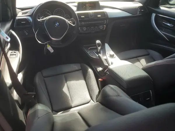 WBA8B9G30HNU54150 2017 BMW 3ER - Image 8