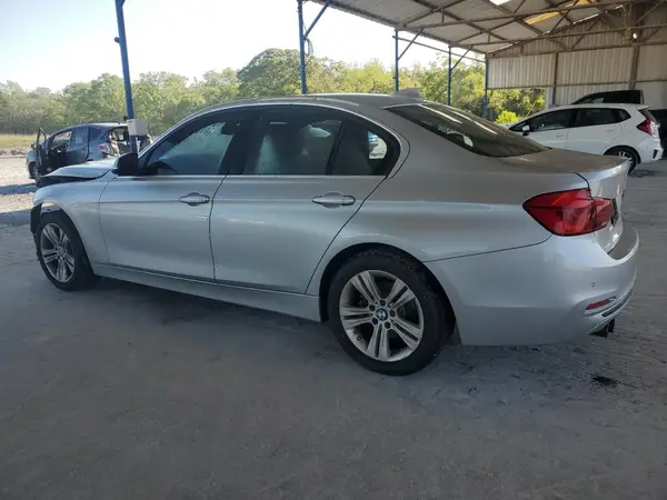 WBA8B9G30HNU55346 2017 BMW 3ER - Image 2