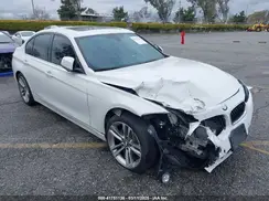 WBA8B9G30HNU55850 2017 BMW 3ER