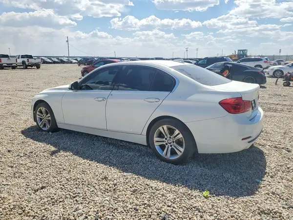 WBA8B9G30HNU56089 2017 BMW 3ER - Image 2