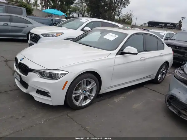 WBA8B9G30HNU56481 2017 BMW 3ER - Image 2