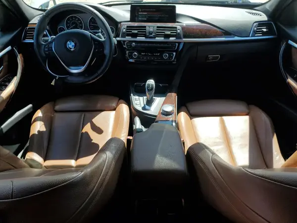 WBA8B9G30HNU57145 2017 BMW 3ER - Image 8