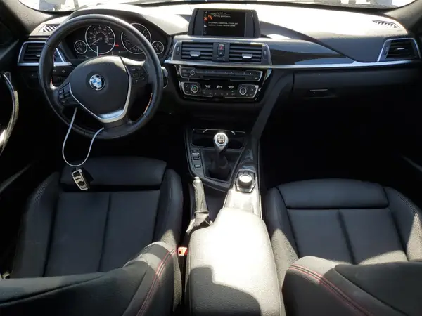 WBA8B9G31HNT89826 2017 BMW 3ER - Image 8