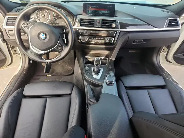 WBA8B9G31HNU51936 2017 BMW 3ER - Image 8