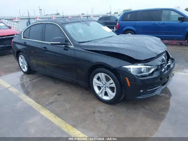 WBA8B9G31HNU52892 2017 BMW 3ER - Image 1