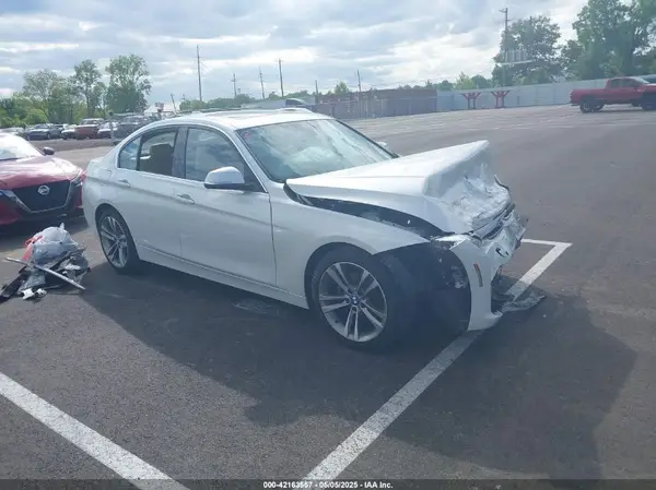 WBA8B9G31HNU53069 2017 BMW 3ER - Image 1