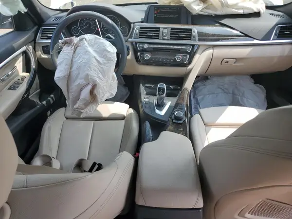 WBA8B9G31HNU53976 2017 BMW 3ER - Image 8