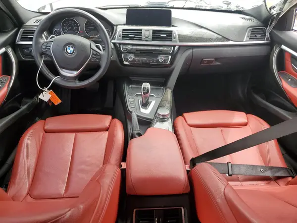 WBA8B9G31HNU54366 2017 BMW 3ER - Image 8