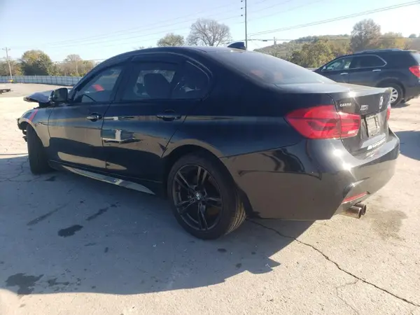WBA8B9G31HNU56943 2017 BMW 3ER - Image 2