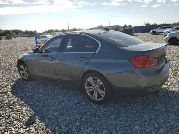 WBA8B9G32HNU53078 2017 BMW 3ER - Image 2