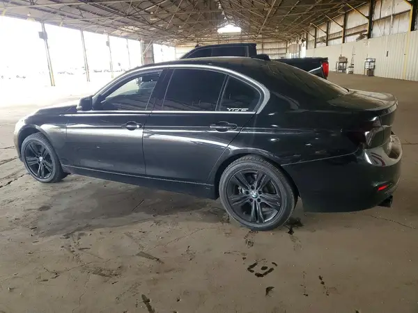 WBA8B9G32HNU54571 2017 BMW 3ER - Image 2
