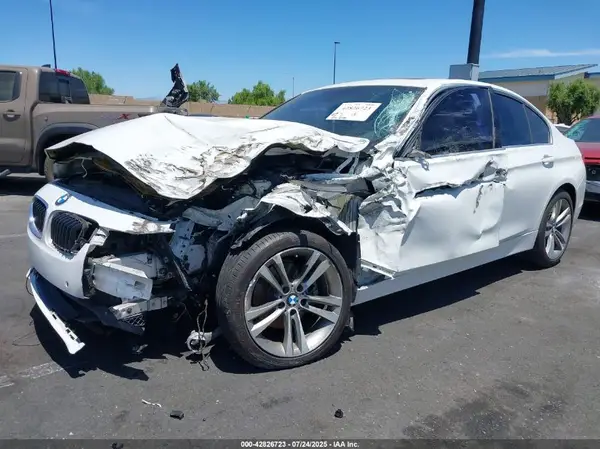 WBA8B9G32HNU55297 2017 BMW 3ER - Image 2