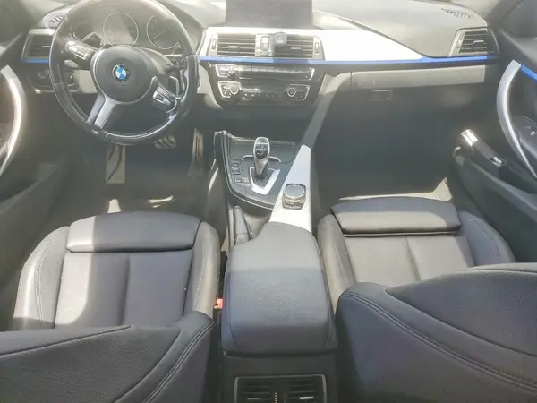 WBA8B9G32HNU56823 2017 BMW 3ER - Image 8