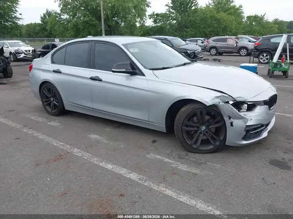 WBA8B9G32HNU56918 2017 BMW 3ER - Image 1