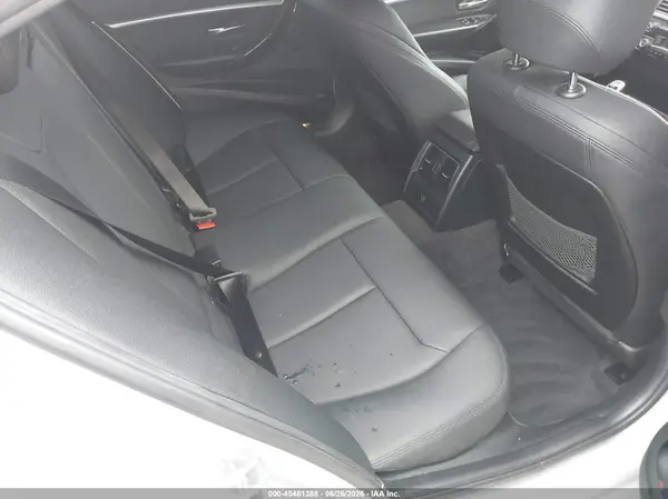 WBA8B9G32HNU56918 2017 BMW 3ER - Image 8