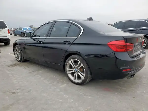 WBA8B9G32HNU57163 2017 BMW 3ER - Image 2