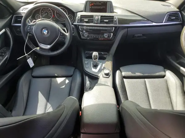 WBA8B9G33HNU53882 2017 BMW 3ER - Image 8