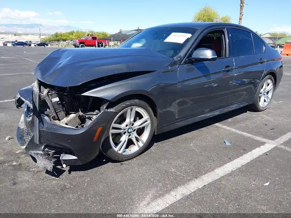 WBA8B9G33HNU54840 2017 BMW 3ER - Image 2