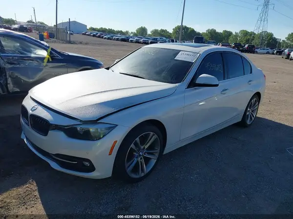 WBA8B9G33HNU54871 2017 BMW 3ER - Image 2