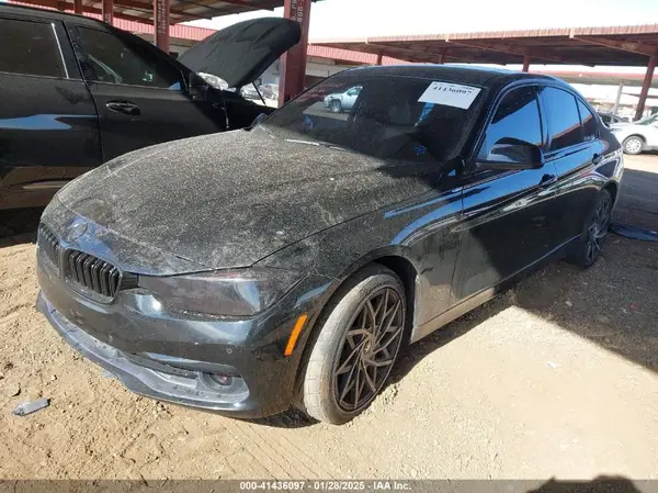 WBA8B9G33HNU55308 2017 BMW 3ER - Image 2