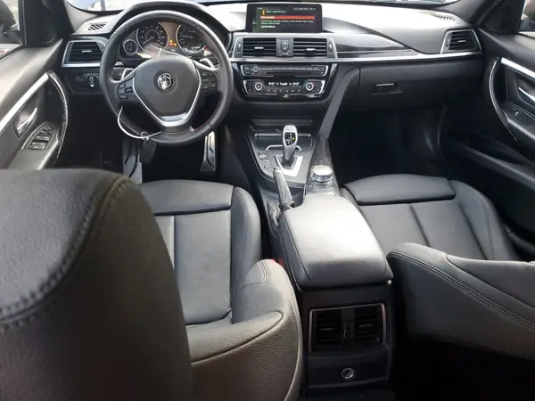 WBA8B9G33HNU55955 2017 BMW 3ER - Image 8