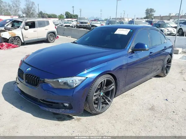 WBA8B9G33HNU57060 2017 BMW 3ER - Image 2
