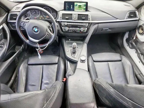 WBA8B9G34HNU52272 2017 BMW 3ER - Image 8